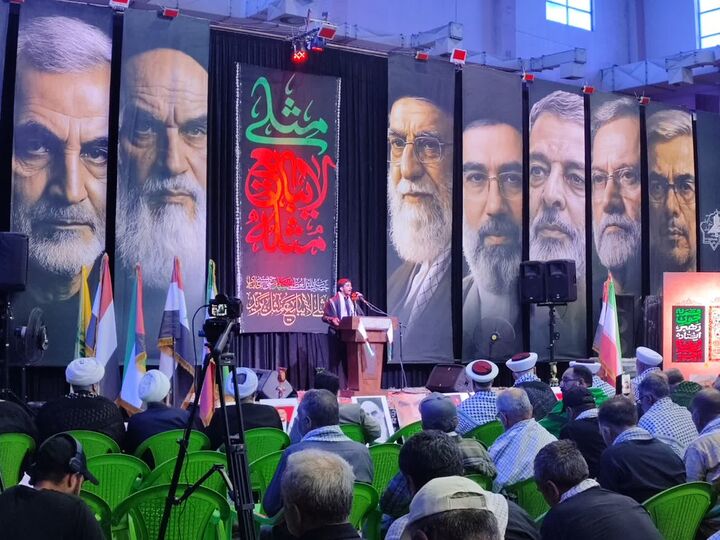 اعلام بیزاری از استکبار جهانی یک وظیفه دینی است
