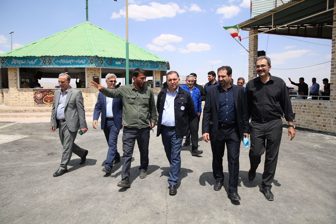تاکید مدیرعامل پتروشیمی شازند بر خدمترسانی شایسته به زائران اربعین حسینی
