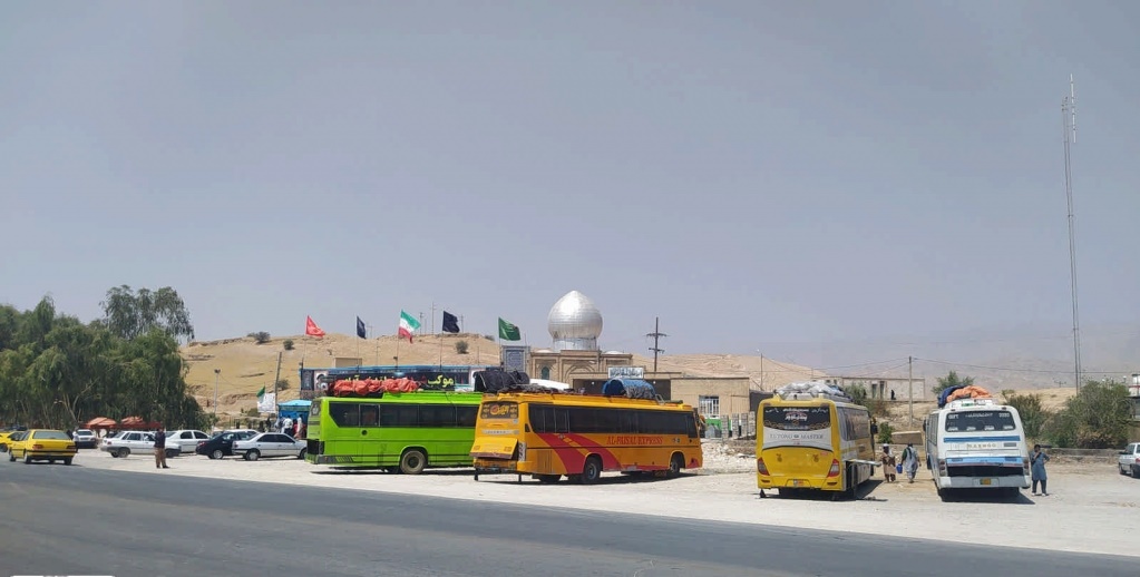آخرین موکب کهگیلویه و بویراحمد در مسیر شلمچه؛ «موکب شهدای خیرآباد» میزبان زائران اربعین از سراسر ایران