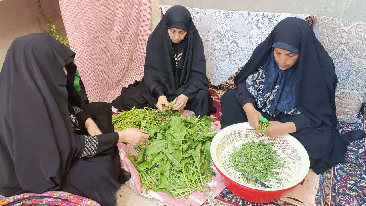 از نغمه سرود تا طعم نذری/پرچم اربعین در دستان نوجوانان مسجدی ارومیه