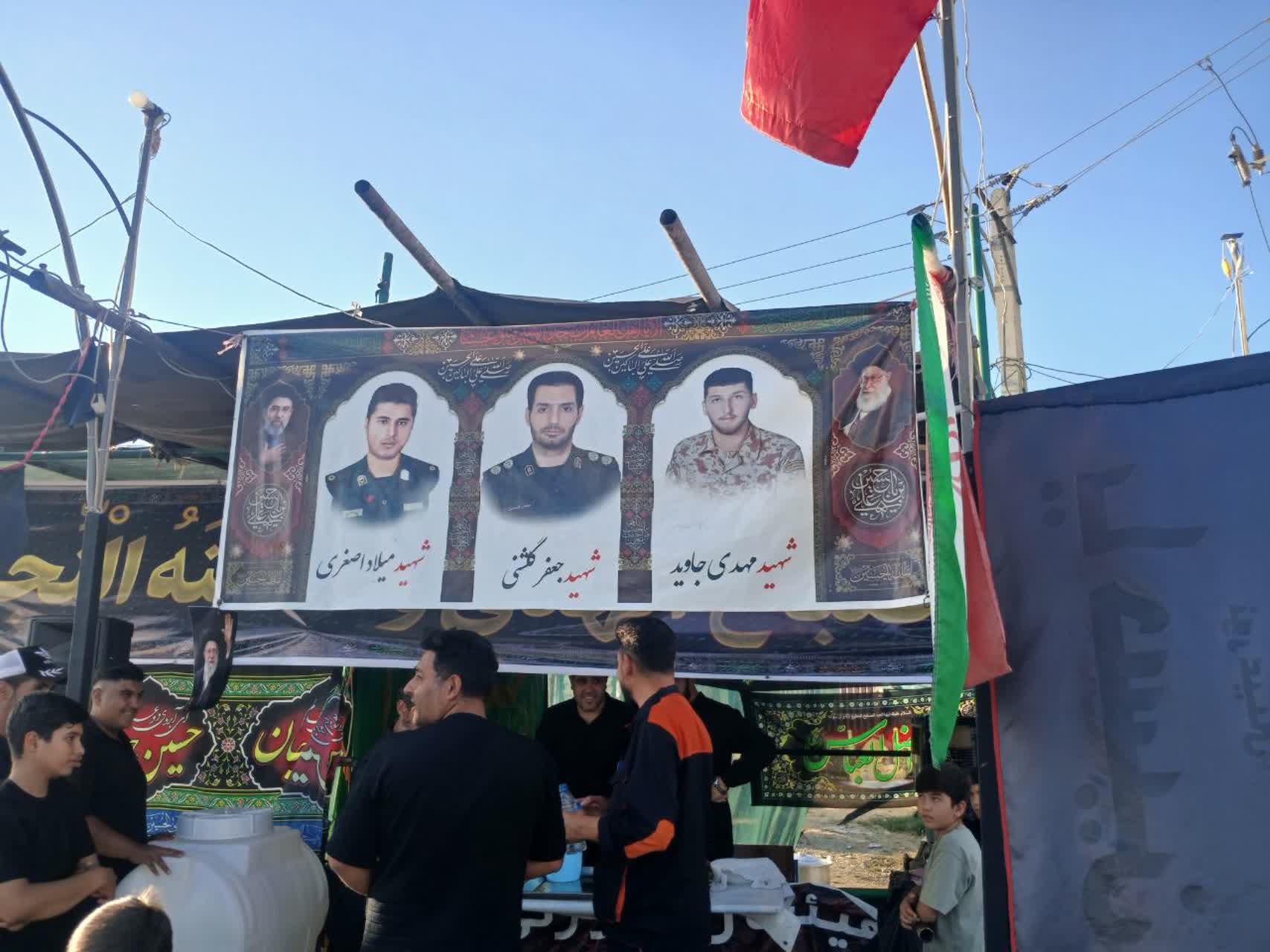 از نغمه‌ سرود تا طعم نذری/پرچم اربعین در دستان نوجوانان مسجدی ارومیه