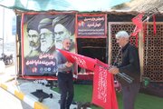 «یا لثارات الحسین»؛ پرچمی که هم‌قدم زائران اربعین شد