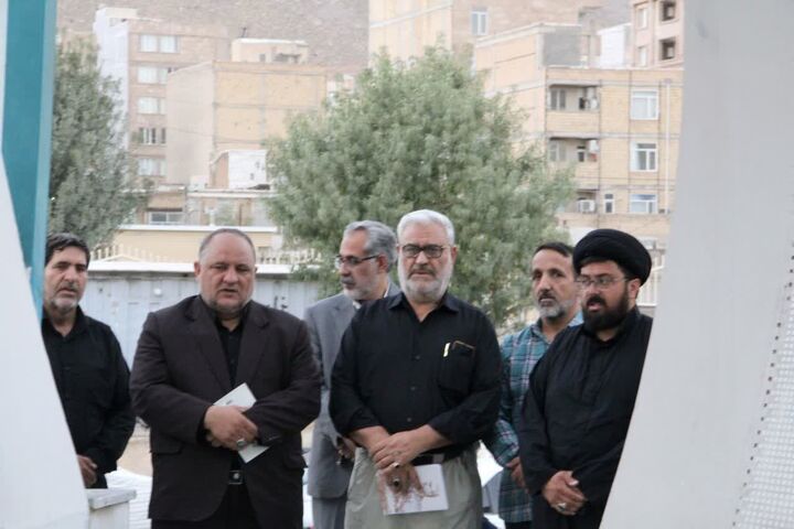 از سفره خدمت تا محفل نور؛ مسجد شهید علیرضا عاصمی جلوه‌ای از فرهنگ‌سازی اربعین در کرمانشاه شد