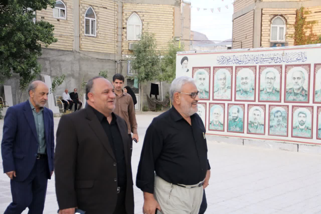 از سفره خدمت تا محفل نور؛ مسجد شهید علیرضا عاصمی جلوه‌ای از فرهنگ‌سازی اربعین در کرمانشاه شد