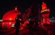 پرچم سیاه در آستانه رحلت پیامبر خاتم(ص) در حرم امام علی(ع) برافراشته شد