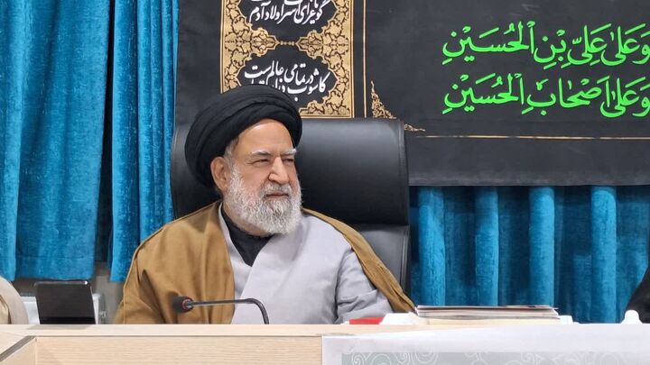 قیام امام حسین(ع) برای نجات بشریت از جهل و گمراهی بود/عاشورا و انتظار دو روی یک حقیقت‌ هستند