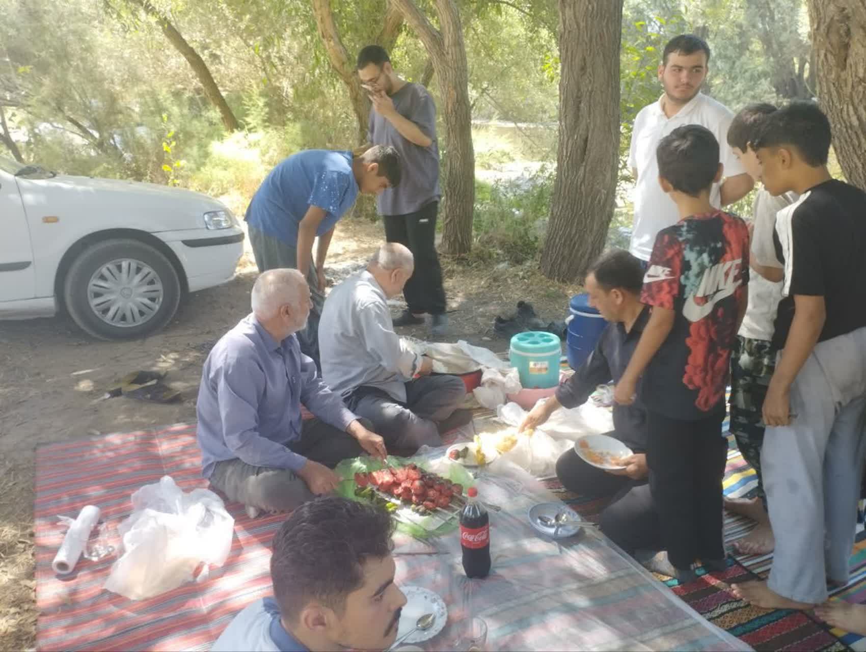 اردویی که دلها را به مسجد گره زد
