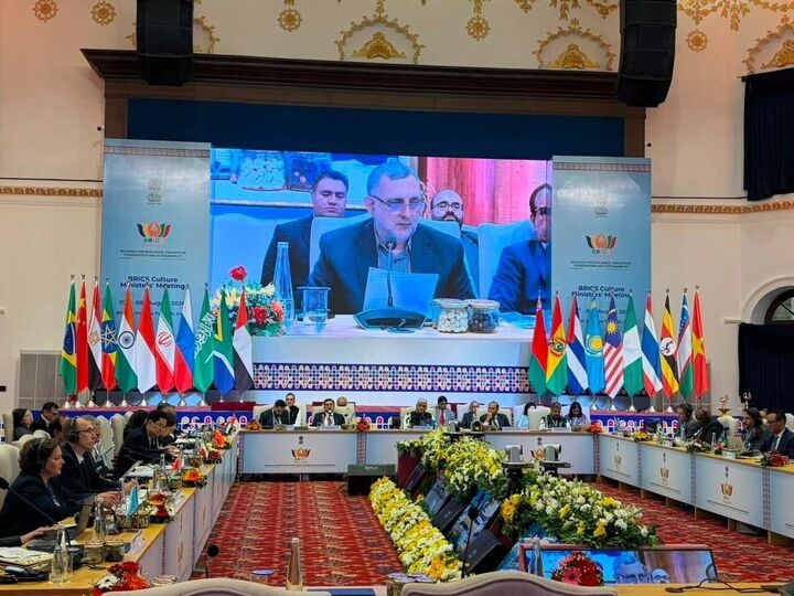 زبان فرهنگ، راهکار صلح جهانی