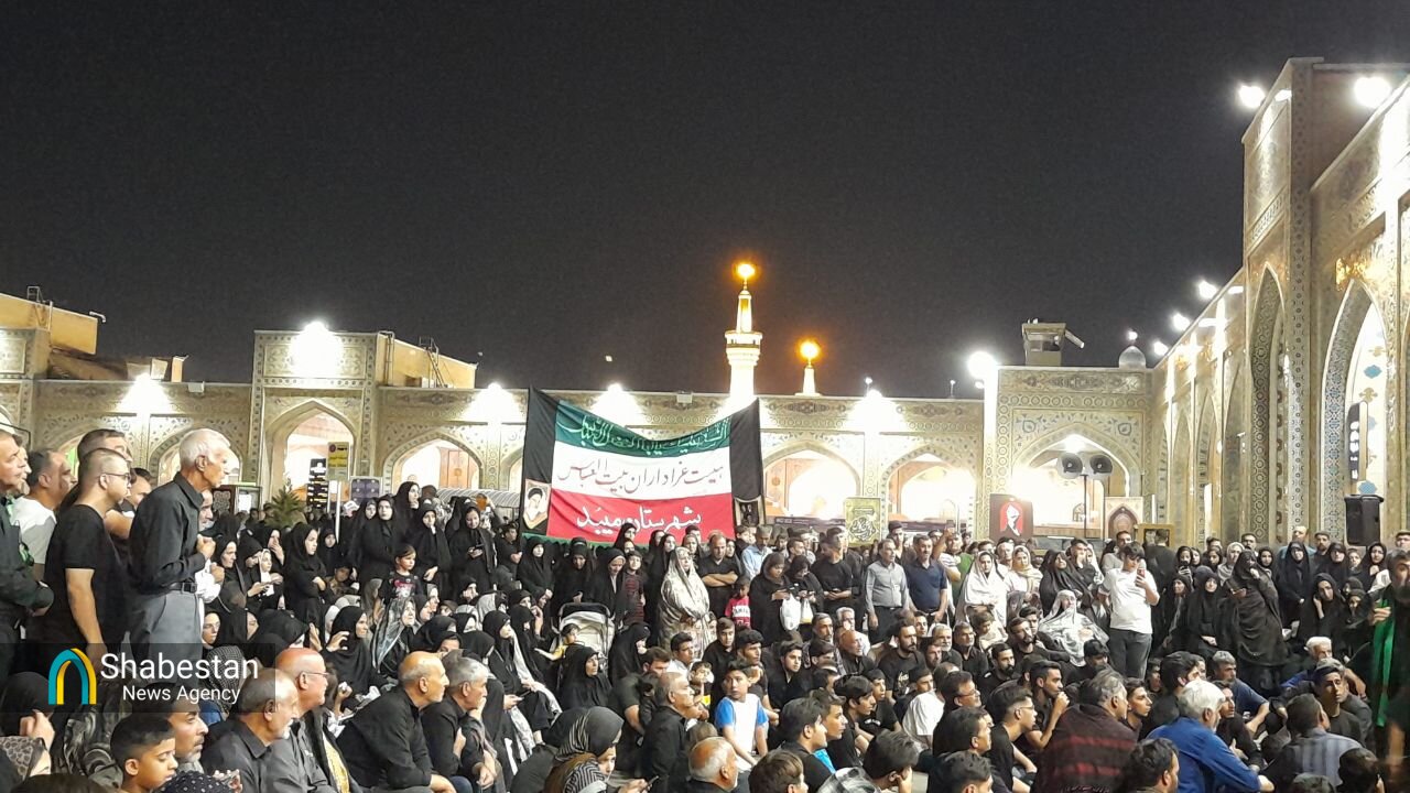 هنرنمایی بچههای مسجدی در حریم حرم نور
