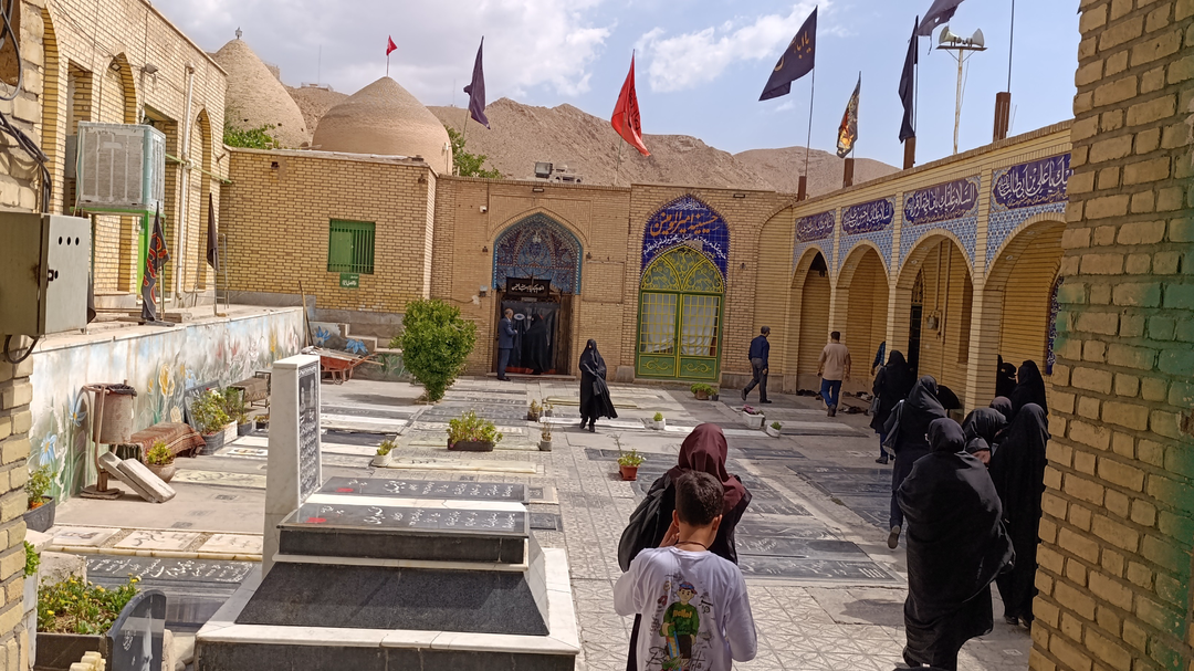 از زمزمهٔ سرچشمه تا سایهٔ آستان؛ مسیری که مهدیشهر را از «عبورگاه» به «مقصد» بدل می کند