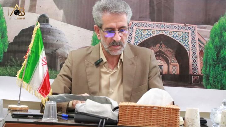 برگزاری تورهای رایگان ملایرگردی و برنامه‌های معرفی جاذبه‌های کمتر شناخته‌شده
