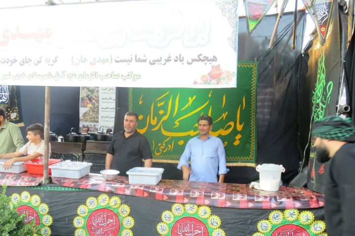 از دیزج‌دیز تا مشهد؛ جوانان خوی، سفره‌دار زائران امام رضا (ع)