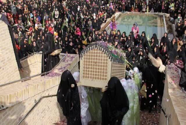 تکرار حماسه زنان نوغان مشهد در صبح شهادت امام هشتم(ع)