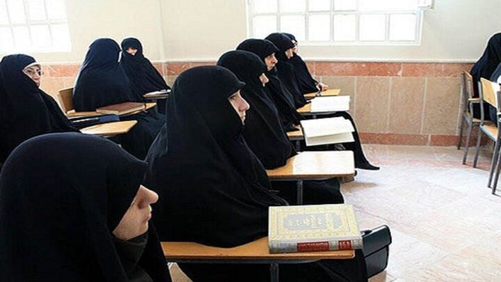 پذیرش طلبه در حوزه علمیه خواهران ایلام آغاز شد