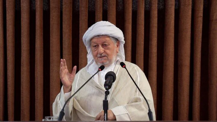 فاصله گرفتن مسئولان از مردم، زمینه‌ساز افزایش مشکلات است