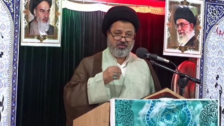 وحدت ملی و اقتصاد مقاومتی، راهبرد عبور از جنگ ترکیبی دشمن است
