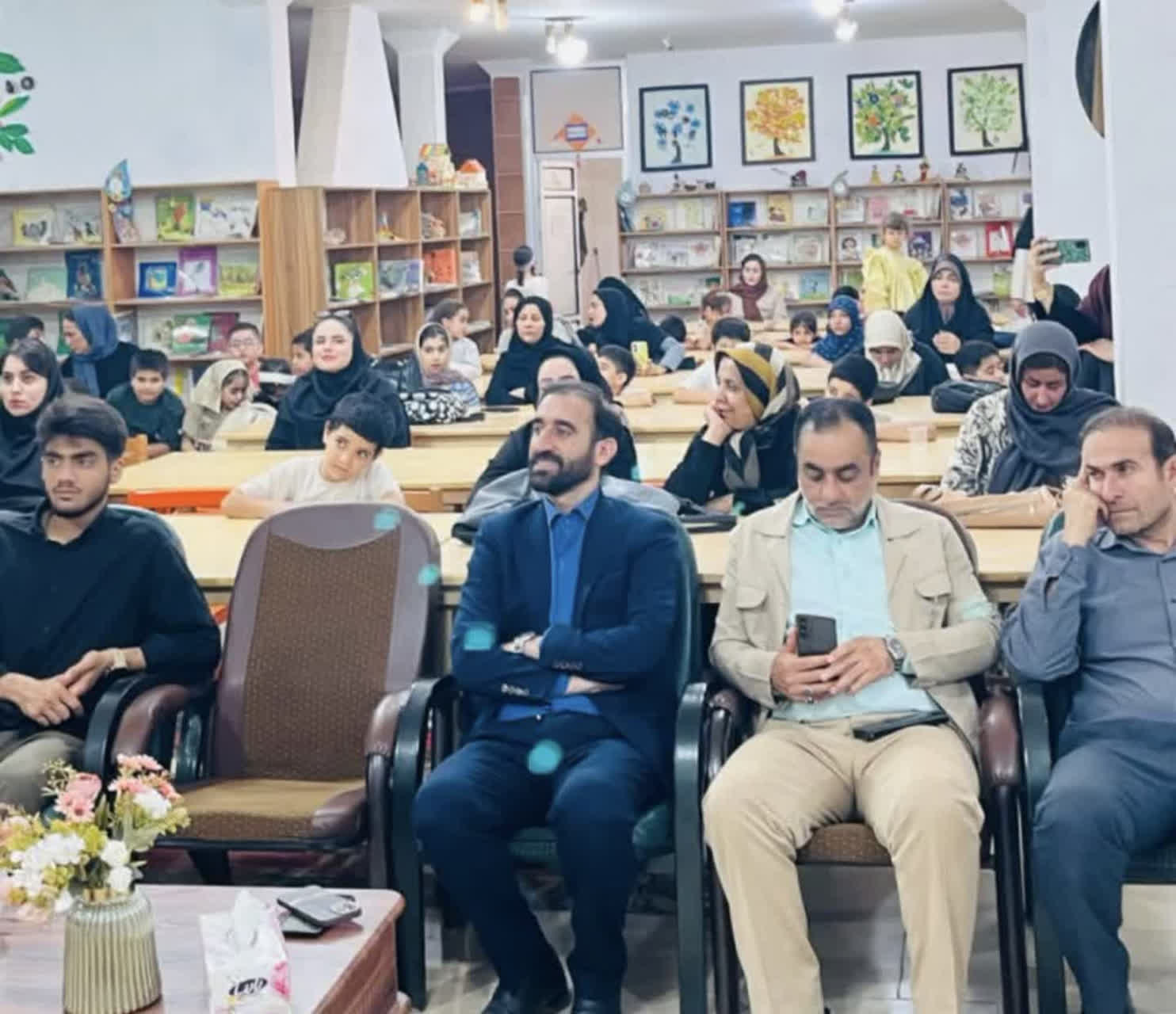 تربیت فرزند از «کنترل» تا «همراهی»؛ هفت رابطهای که شخصیت نوجوان را میسازد
