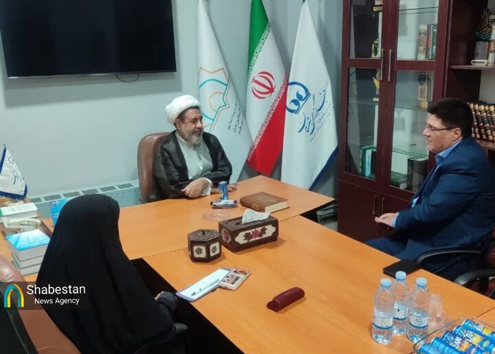 حضور نماینده ولی فقیه در استان و امام جمعه کرمان در دفتر خبرگزاری شبستان