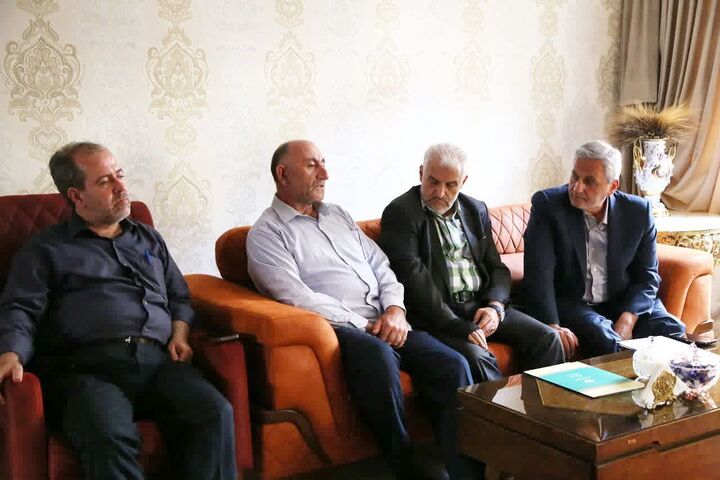 دیدار مدیرکل بنیاد شهید آذربایجان‌شرقی با آزادگان سرافراز تبریز