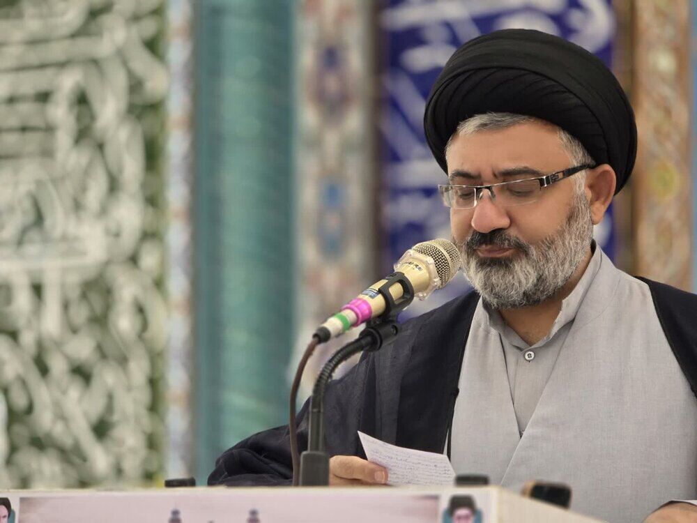 امام جمعه چوار: مسجد باید به قرارگاه حل مسائل اجتماعی محله تبدیل شود