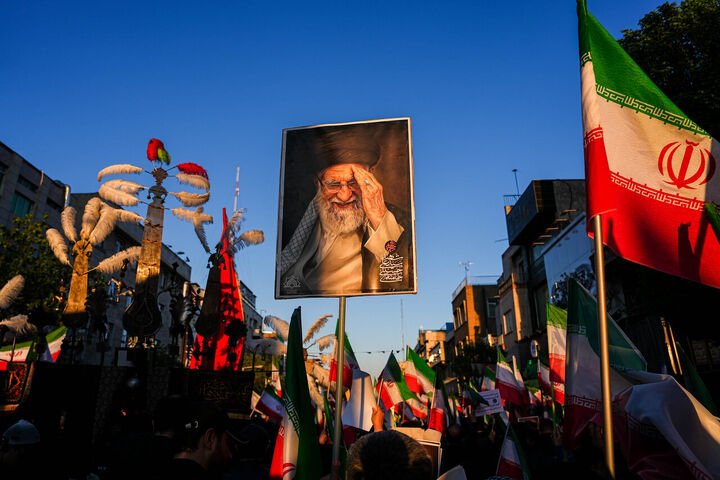 برگزاری اربعین رهبر شهید با حضور عوامل «محفل»