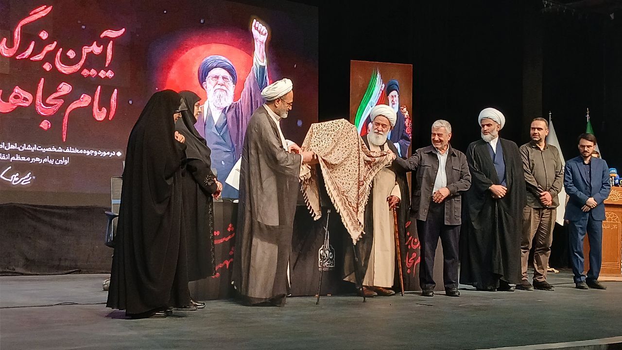 رهبر شهید و ۴۴ سال کنشگری فعال تاثیرگذار در منطقه