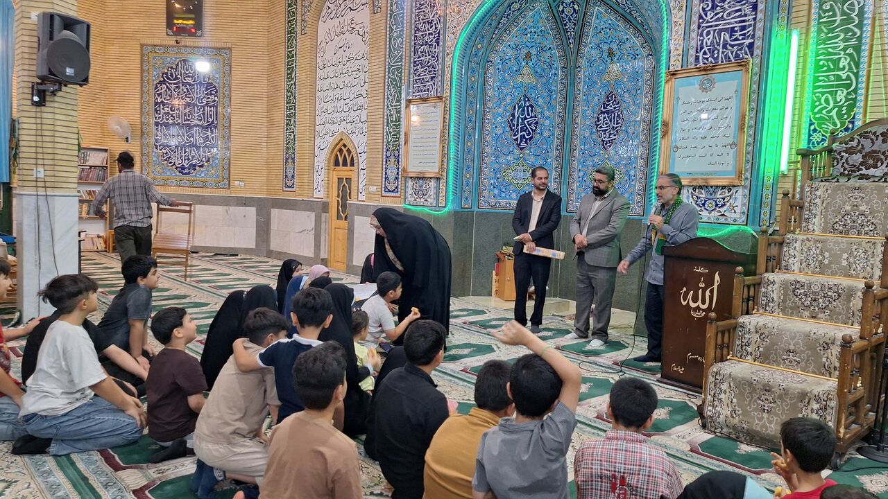 مساجد از صدر اسلام تا انقلاب، کانون حل مشکلات و تربیت نیروهای جبهه حق بوده اند