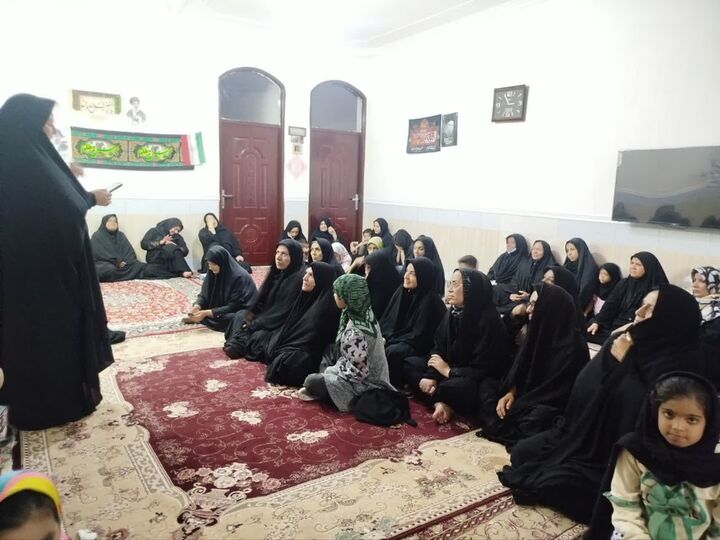 برگزاری کارگاه آموزشی سواد رسانه‌ای ویژه خواهران در کانون فرهنگی هنری مسجد امام حسین(ع) زاهدان