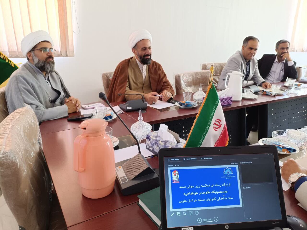 بزرگترین چالش امروز فاصله گرفتن از مسجد است