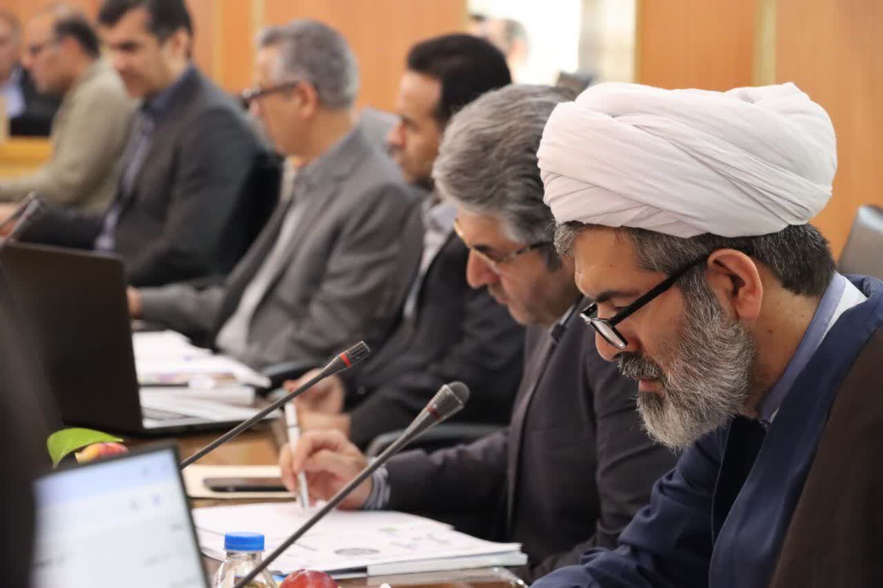 دانشگاه بدون اخلاق و معنویت، خطرآفرین است