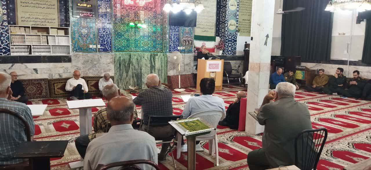 روایتی از یک ماه شکنجه در آسایشگاه ۱۴ /جان‌مان را می‌دادیم اما نماز جماعت را ترک نمی‌کردیم