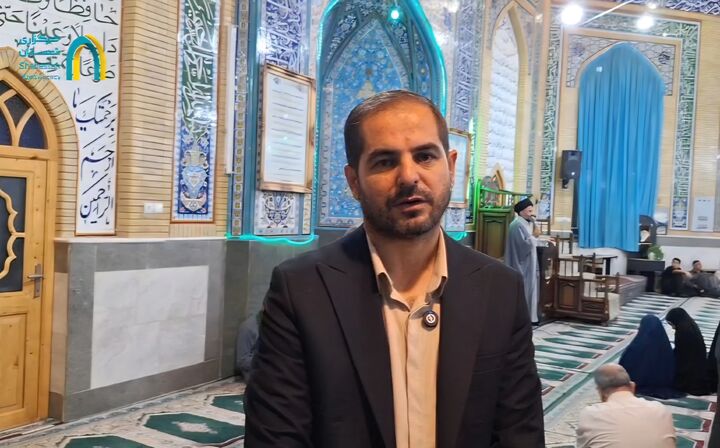 اهتزاز پرچم «یا لثارات الحسین» برای خونخواهی آقای شهید ایران  بر گنبد مساجد