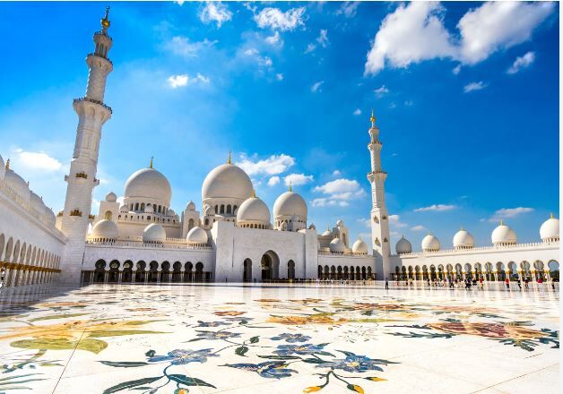 مسجد «شیخ زاید»، میزبان بیش از ۳ میلیون نفر در نیمه اول ۲۰۲۶