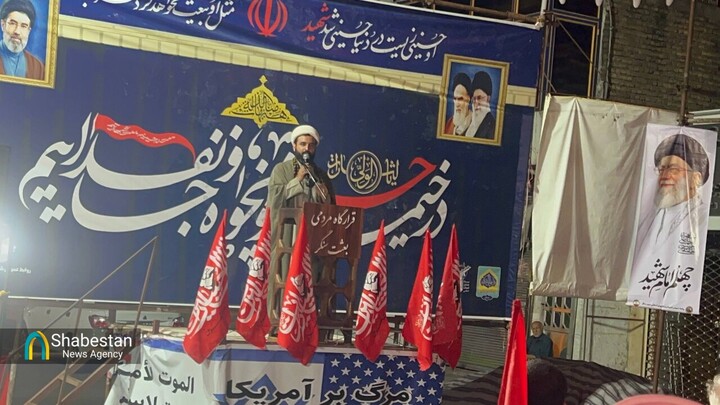 عشق به رهبر شهید، مرهم خستگی ۱۷۰ شب حضور در میدان است