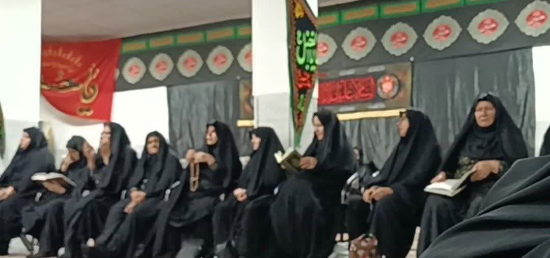 برگزاری محفل هفتگی تدبر در قرآن بانوان در موسسه بیت الزهرا(س) آران و بیدگل
