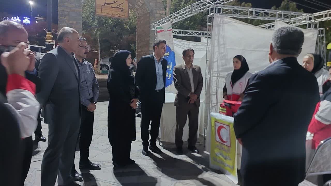 برپایی نمایشگاه دستاوردهای تشکل‌های اجتماعی در سنندج