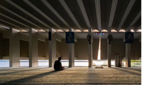 مینیمال مسجدی؛ وقتی سادگی، عمیق‌ترین حس معنوی را خلق می‌کند