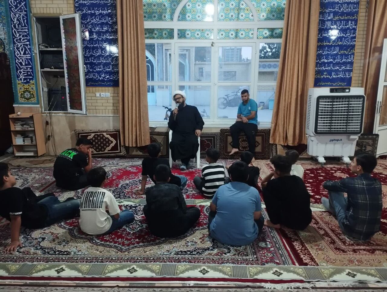 روایتگرانی برای فردا؛ کلاس سیره شهدا در کانون ولایت زرقان