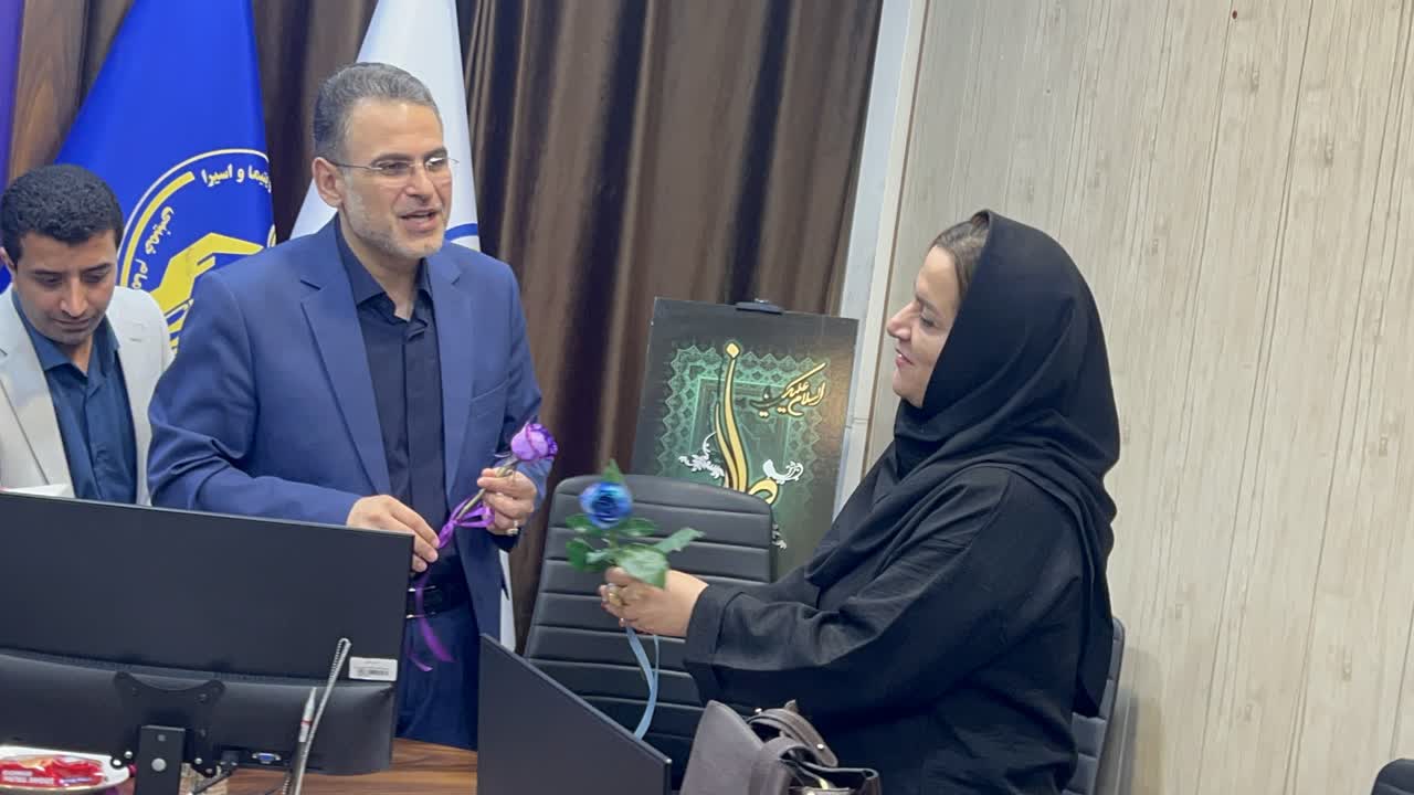 یک نشست متفاوت با خبرنگاران حامی/ضرورت کمک رسانهها برای انتقال حس شیرین انفاق در بین مردم