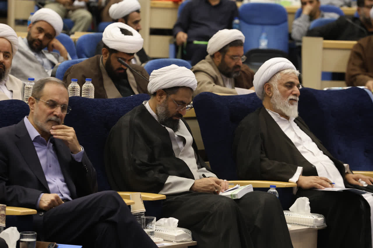 مسجد باید برای همه اقشار جامعه جذاب باشد