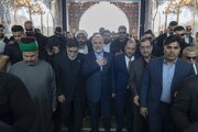 تشرف رئیس مجلس ایران به حرم حضرت عباس(ع)