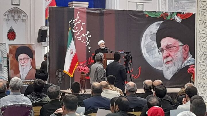 ولی فقیه کانون مهم و جایگاه تثبیت قدرت در اسلام ناب محمدی است