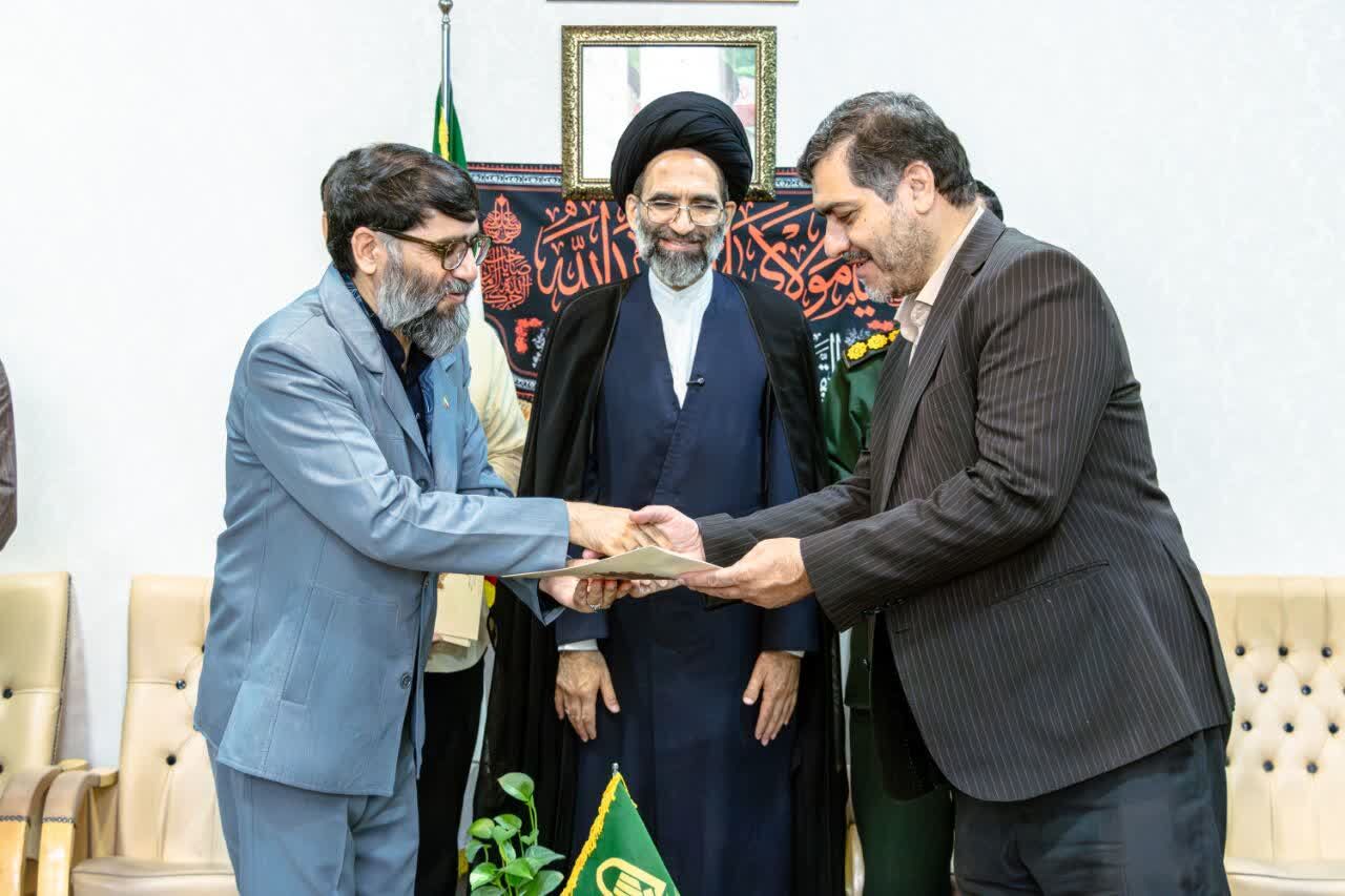 شهریورماه، ماه تئاتر در کاشان؛ پوستر پنجمین جشنواره «بچه‌های مسجد» رونمایی شد