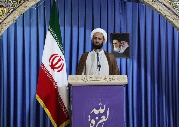 مسئولان با شجاعت برای رفع مشکلات کشور اقدام کنند