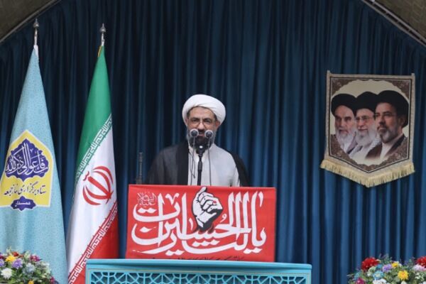 ظرفیت‌های مردمی مساجد باید برای شناسایی و حل مشکلات محلات فعال شود