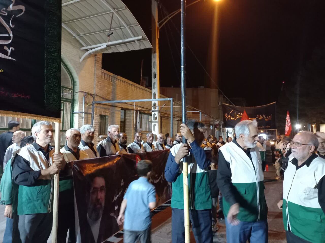 «یا لثارات الخامنه‌ای»؛ فریاد خونخواهی خادمیاران رضوی در بیرجند