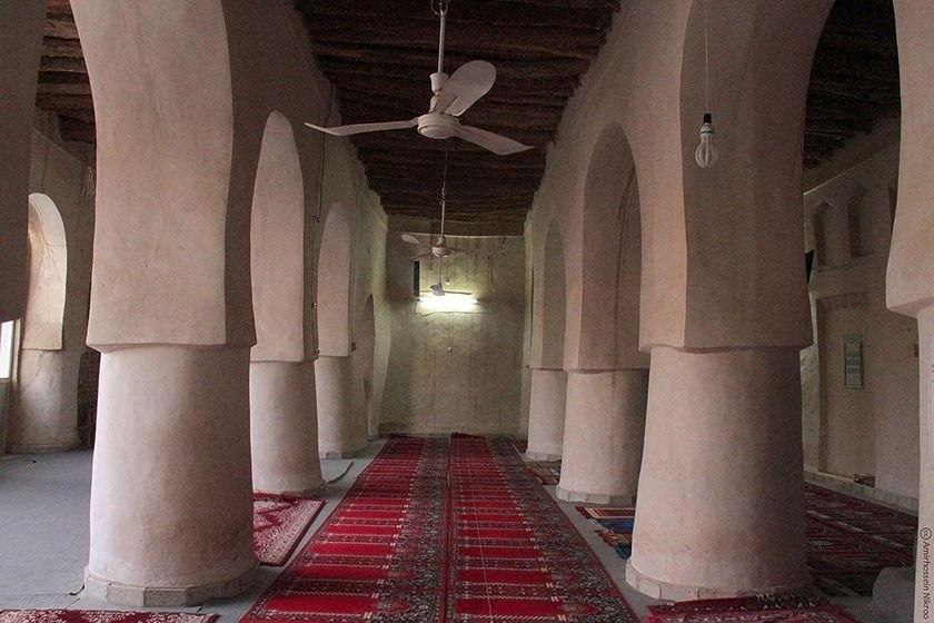مساجد عجیب ایران؛ از مسجدی در دل غار تا مسجدی که شبیه معبد هندی است