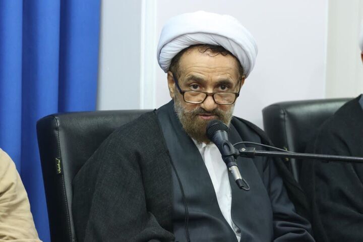 ترویج فرهنگ نماز با «سوپر اپلیکیشن نماز من»؛ از بیمه خادمان مساجد تا ایجاد مجتمع‌های نمازی در سواحل مازندران