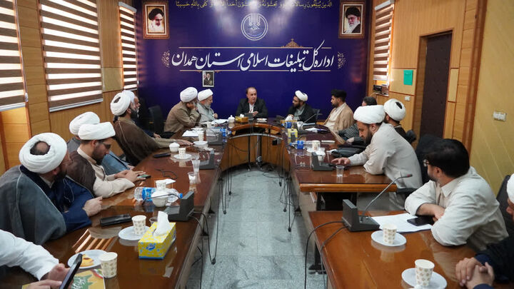 «تبیین» و «کارآمدی» دو رکن اصلی عبور از گردنه‌های تاریخی