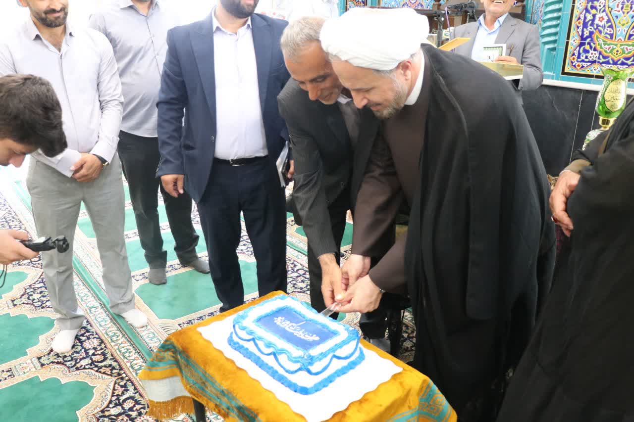 آغاز هفته دولت در مسجد عسگرآبادکوه ارومیه/ مسجد؛ سنگرِ خدمت و نماد پیوند دولت و ملت در هفته دولت